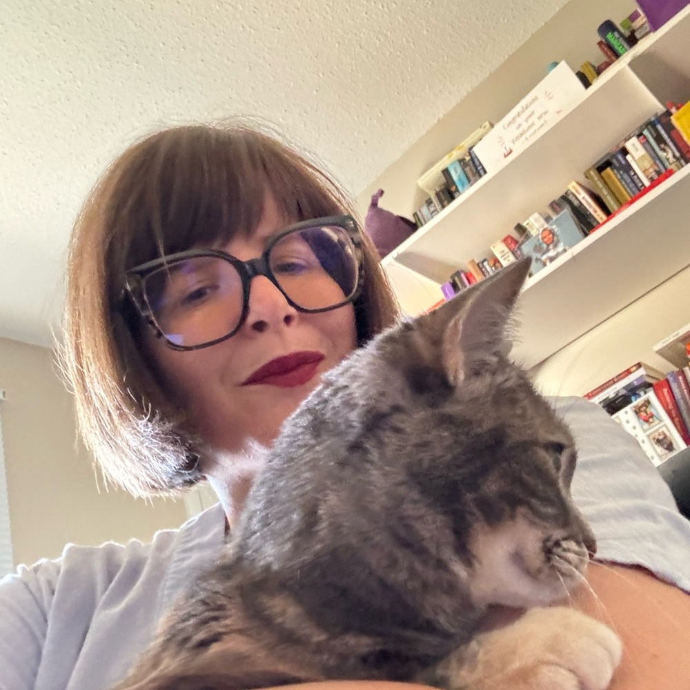 Meet your Posher, Holly